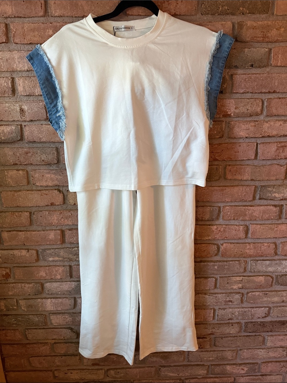 Casual Wide-Leg Top and Pant Set with Denim-Trim Sleeves